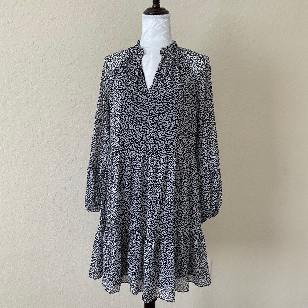 1.STATE Animal Print Tiered Babydoll Mini Dress Small Black White Long Sleeve